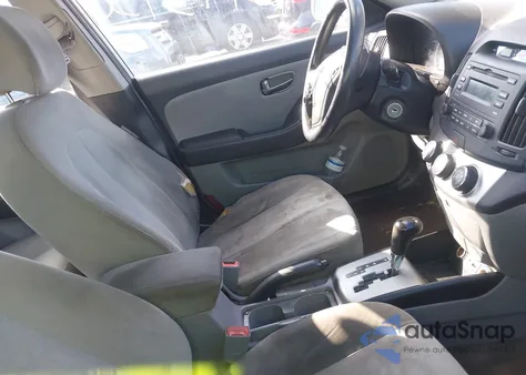 2010 Hyundai Elantra Gls z USA, uszkodzony, nr VIN KMHDU4AD6AU874258